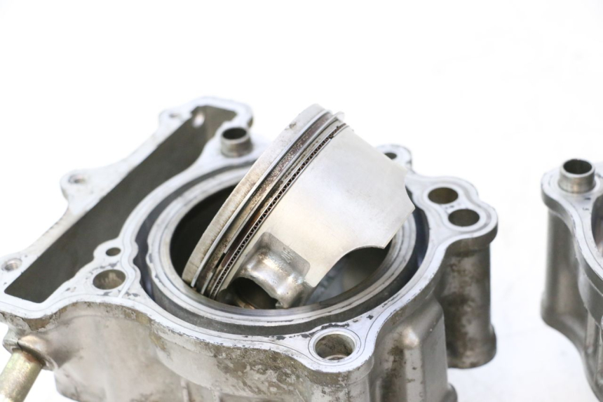 photo de CYLINDER BARREL PISTON SUZUKI SV S 650 (1999 - 2002) - Component zoom