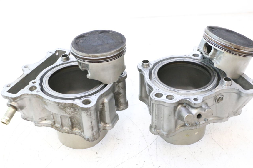 photo de CYLINDER BARREL PISTON SUZUKI SV S 650 (1999 - 2002) - High-resolution close-up