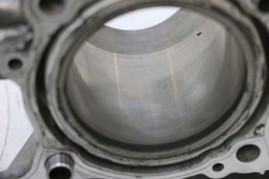 photo de CYLINDER BARREL PISTON SUZUKI SV S 650 (1999 - 2002) - Zoom on usage condition