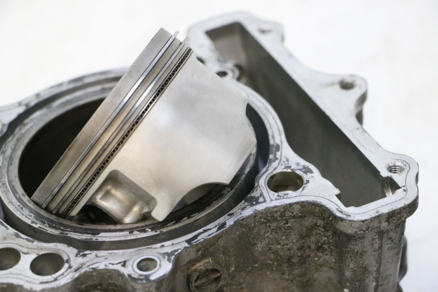 photo de CYLINDER BARREL PISTON SUZUKI SV S 650 (2003 - 2009) - Component zoom