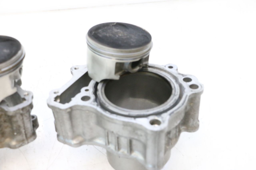 photo de CYLINDER BARREL PISTON SUZUKI SV S 650 (2003 - 2009) - Alternative angle