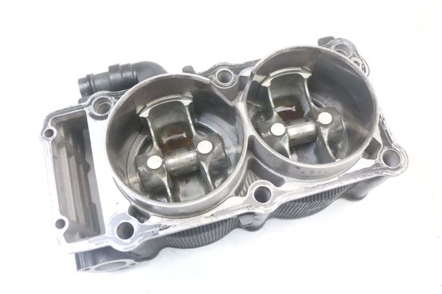 photo de CYLINDER BARREL PISTON YAMAHA TDM ABS 900 (2002 - 2014) - Fixing points details