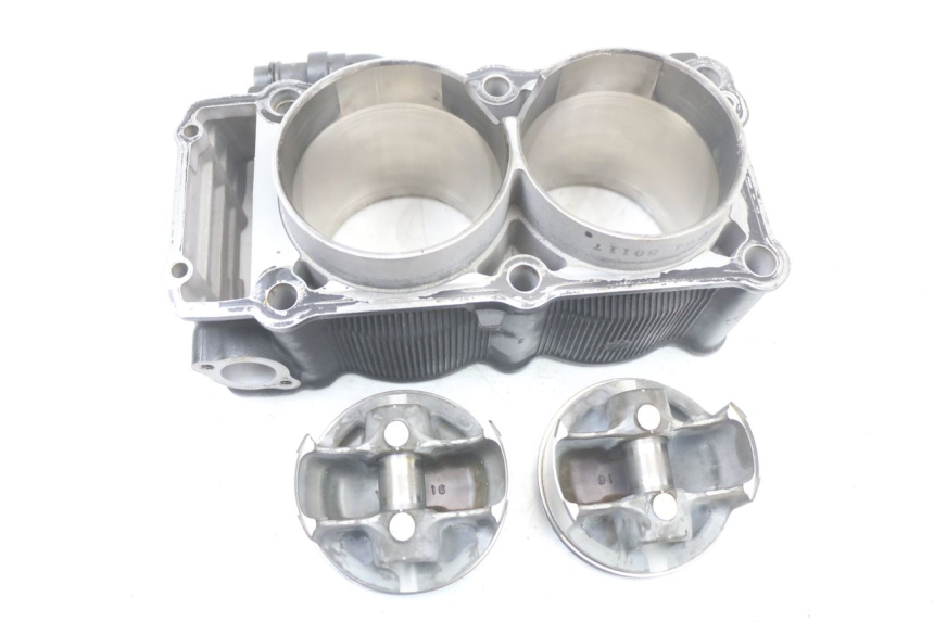 photo de CYLINDER BARREL PISTON YAMAHA TDM ABS 900 (2002 - 2014) - Surface and material condition