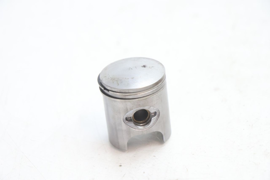 photo de CYLINDER BARREL PISTON PEUGEOT TREKKER 50 (1995 - 2004) - High-resolution close-up