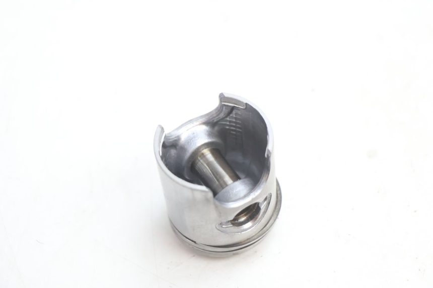 photo de CYLINDER BARREL PISTON PEUGEOT TREKKER 50 (1995 - 2004) - Alternative angle