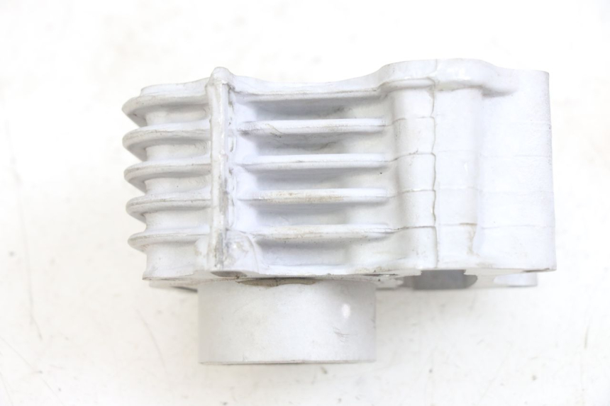 photo de CYLINDER PISTON PEUGEOT TWEET 4T 50 (2014 - 2019) - Fixing points details