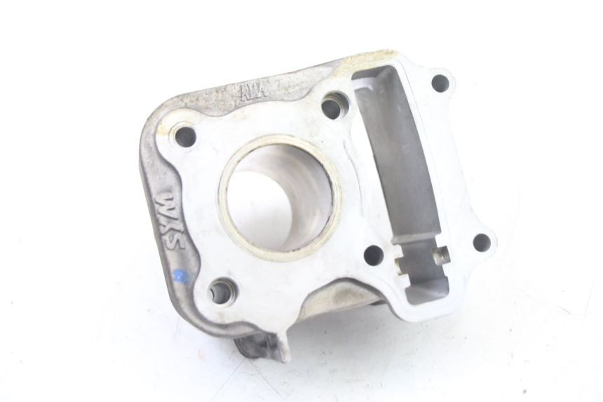 photo de CYLINDER BARREL PISTON PEUGEOT TWEET 4T 50 (2018 - 2022) - Additional view of the item