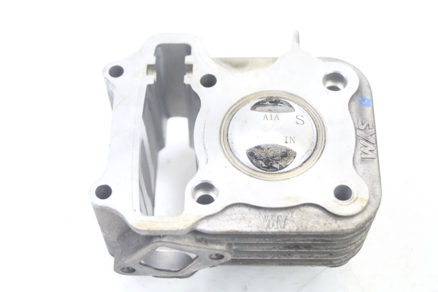 photo de CYLINDER BARREL PISTON PEUGEOT TWEET 4T 50 (2018 - 2022) - Alternative perspective