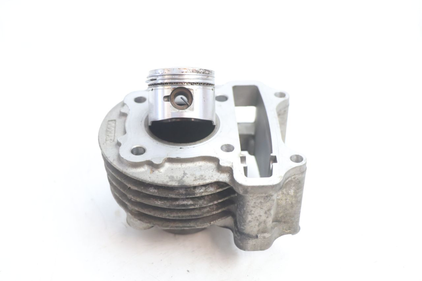 photo de CYLINDER PISTON PEUGEOT V-CLIC VCLIC 50 (2007 - 2013) - Main view