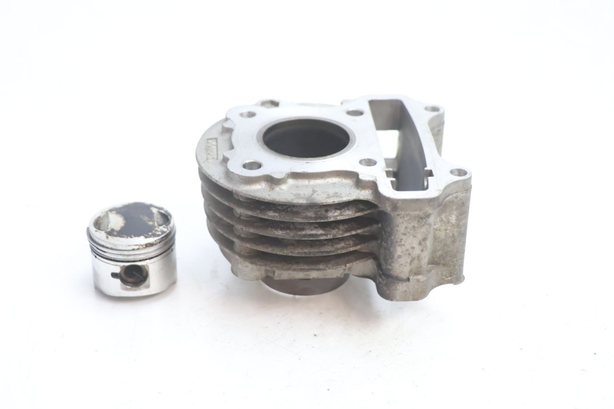 photo de CYLINDER PISTON PEUGEOT V-CLIC VCLIC 50 (2007 - 2013) - Component detail