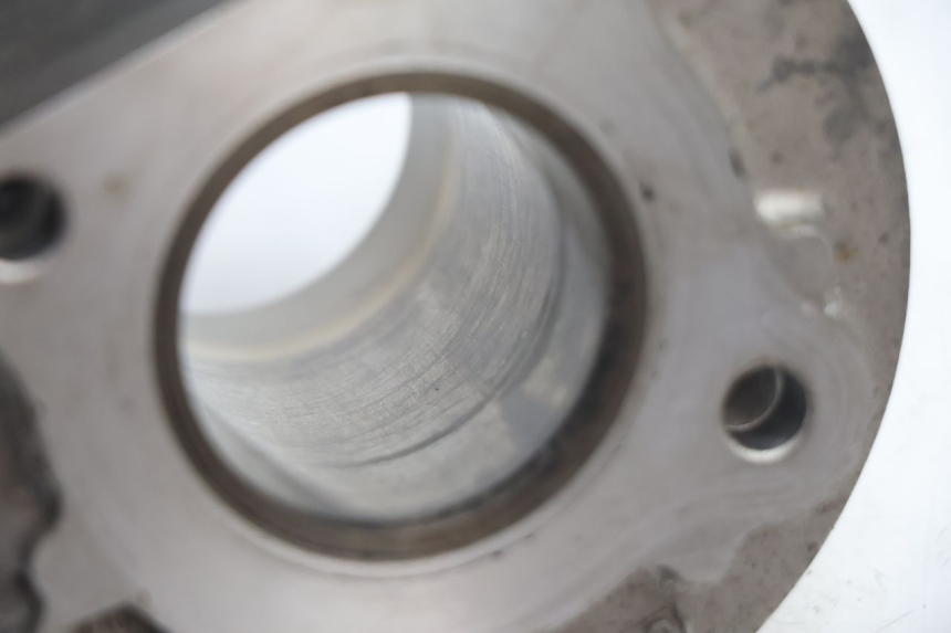 photo de CYLINDER PISTON PEUGEOT V-CLIC VCLIC 50 (2007 - 2013) - Additional view of the item
