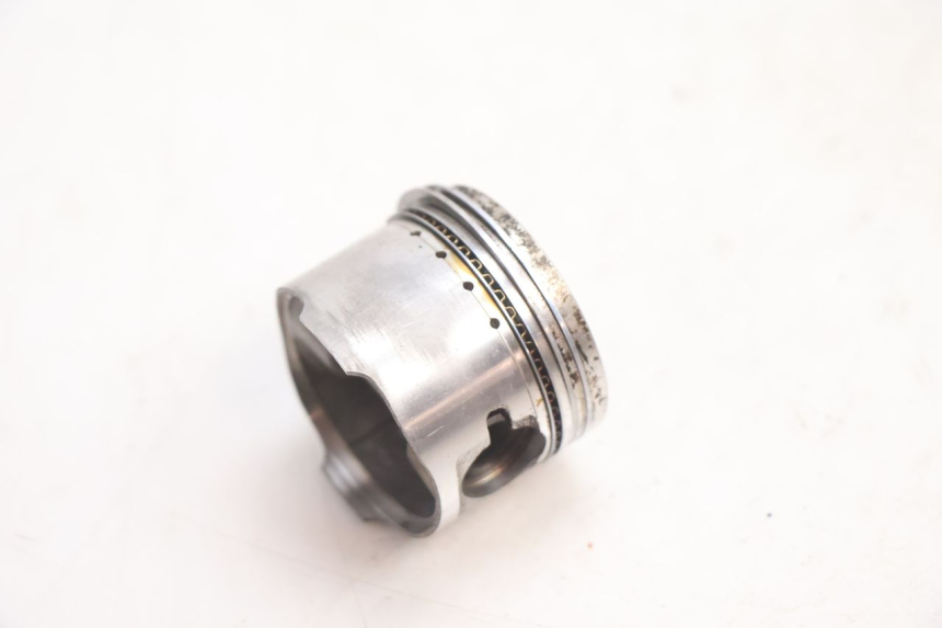 photo de CYLINDER PISTON PEUGEOT V-CLIC VCLIC 50 (2007 - 2013) - Focus on structure