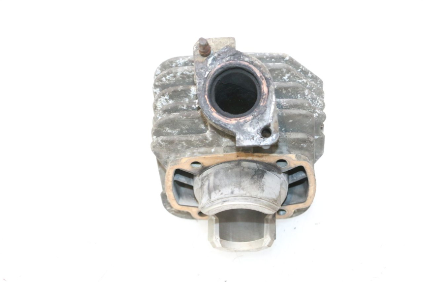 photo de CYLINDER BARREL PISTON PEUGEOT VIVACITY 50 (1998 - 2003) - High-resolution close-up