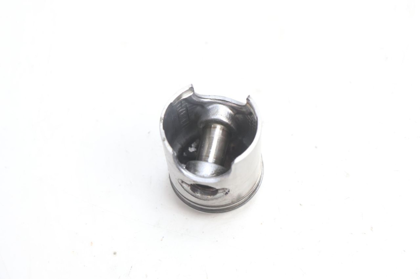 photo de CYLINDER BARREL PISTON PEUGEOT VIVACITY 50 (2004 - 2009) - Alternative angle