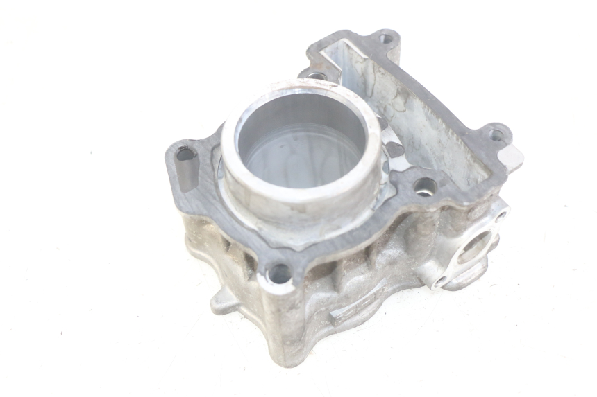 photo de CYLINDER PISTON YAMAHA XMAX X-MAX 125 (2006 - 2009) - Surface and material condition