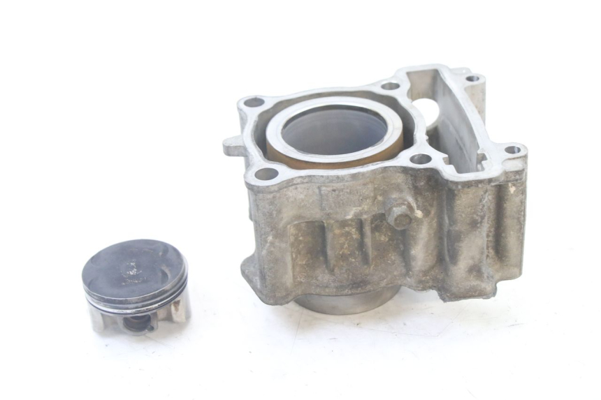 photo de CYLINDER BARREL PISTON YAMAHA X-MAX XMAX 125 (2010 - 2013) - Zoom on usage condition