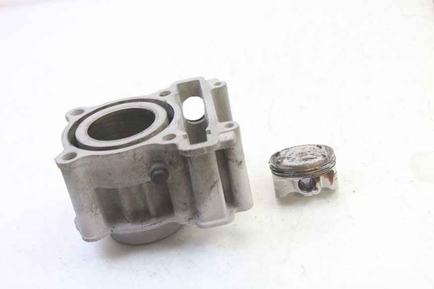 photo de CYLINDER BARREL PISTON YAMAHA X-MAX XMAX 125 (2010 - 2013) - Component detail