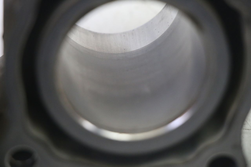 photo de CYLINDER BARREL PISTON YAMAHA X-MAX XMAX 125 (2010 - 2013) - Component zoom