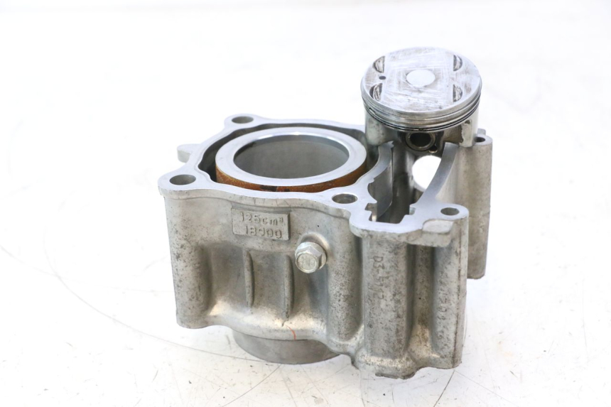 photo de CYLINDER BARREL PISTON YAMAHA X-MAX XMAX 125 (2010 - 2013) - Main view