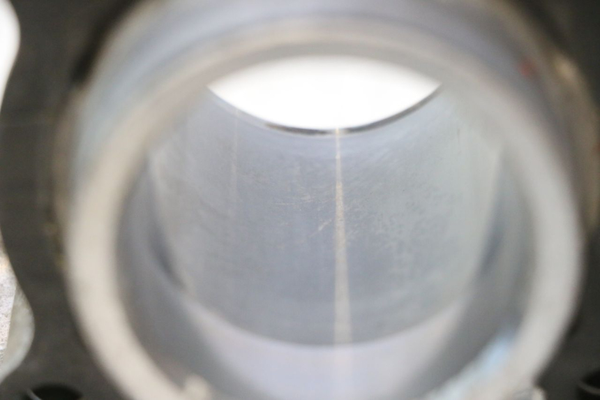 photo de CYLINDER BARREL PISTON YAMAHA X-MAX XMAX 125 (2010 - 2013) - Surface and material condition