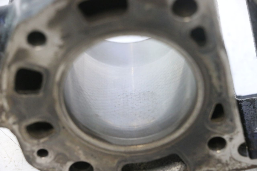 photo de CYLINDER PISTON PIAGGIO X9 EVOLUTION 125 (2003 - 2007) - Additional view of the item