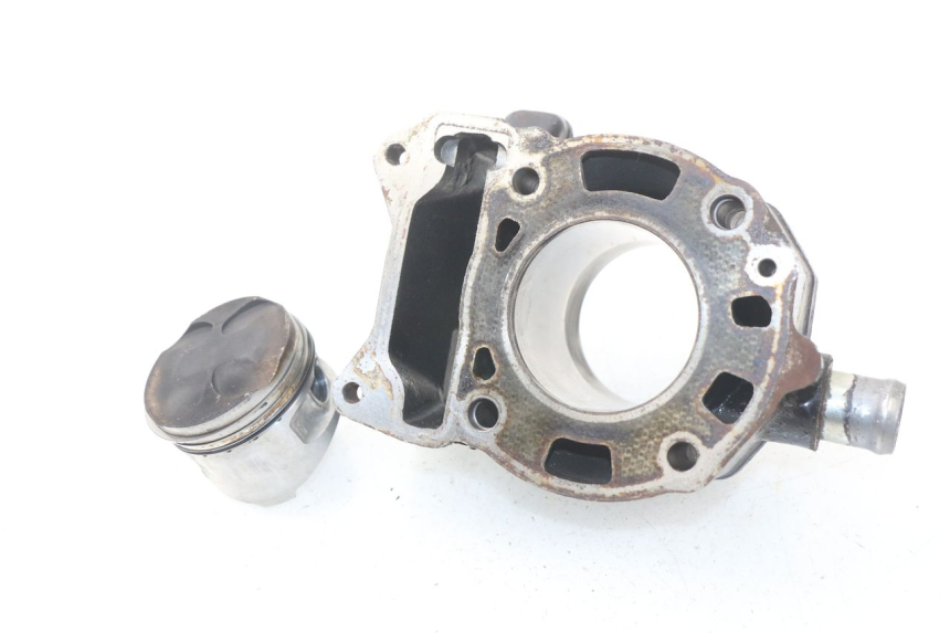 photo de CYLINDER PISTON PIAGGIO X9 125 (2000 - 2003) - Surface and material condition