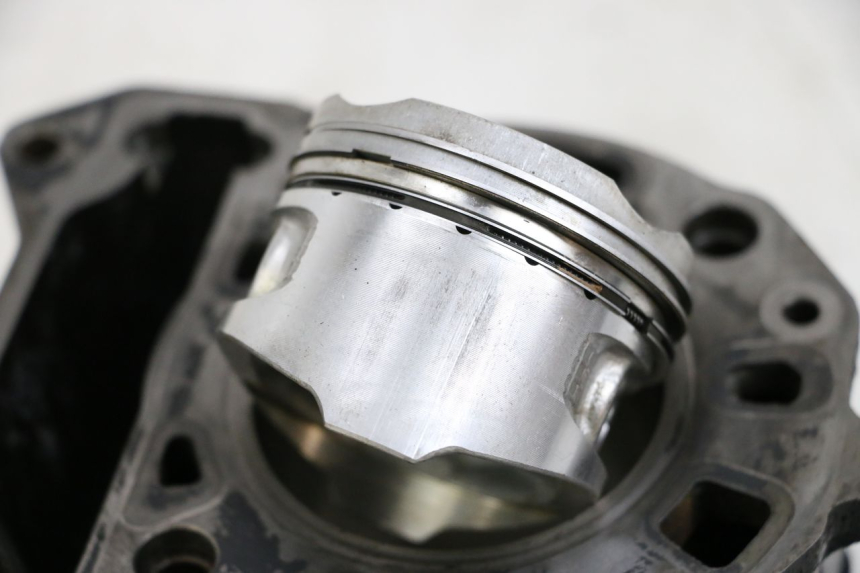 photo de CYLINDER PISTON PIAGGIO XEVO - X EVO 125 (2007 - 2017) - Distinctive features