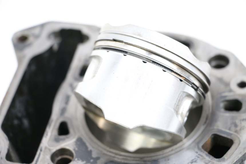 photo de CYLINDER PISTON PIAGGIO XEVO - X EVO 125 (2007 - 2017) - Component zoom