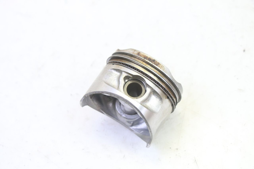 photo de CYLINDER PISTON PIAGGIO XEVO - X EVO 125 (2007 - 2017) - Focus on structure