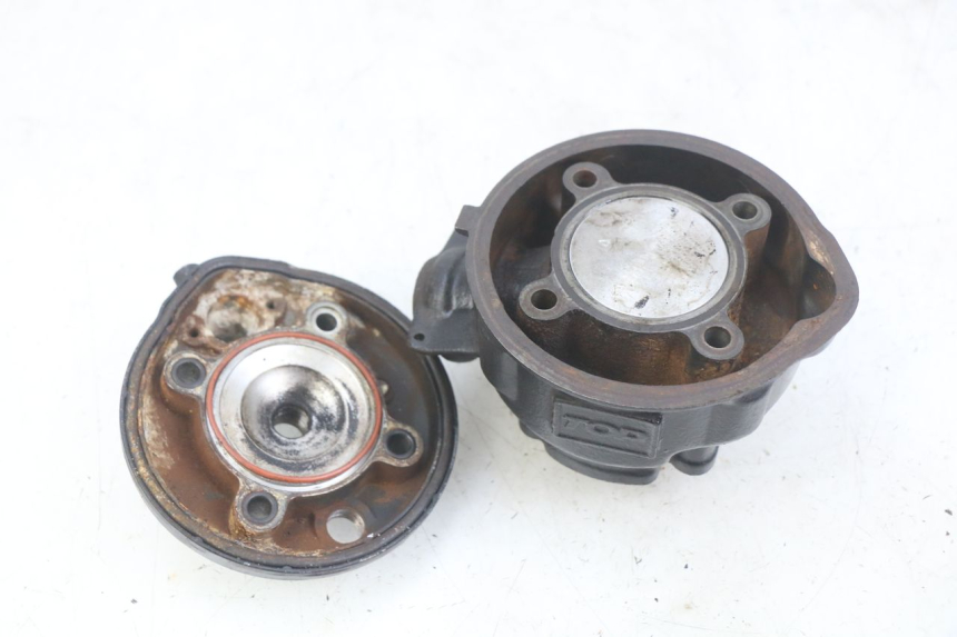 photo de CYLINDER PISTON PEUGEOT XP6 50 (2006 - 2011) - Zoom on usage condition