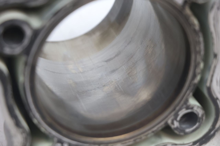 photo de CYLINDER BARREL PISTON HONDA XRV AFRICA TWIN 750 (1990 - 1992) - Additional view of the item