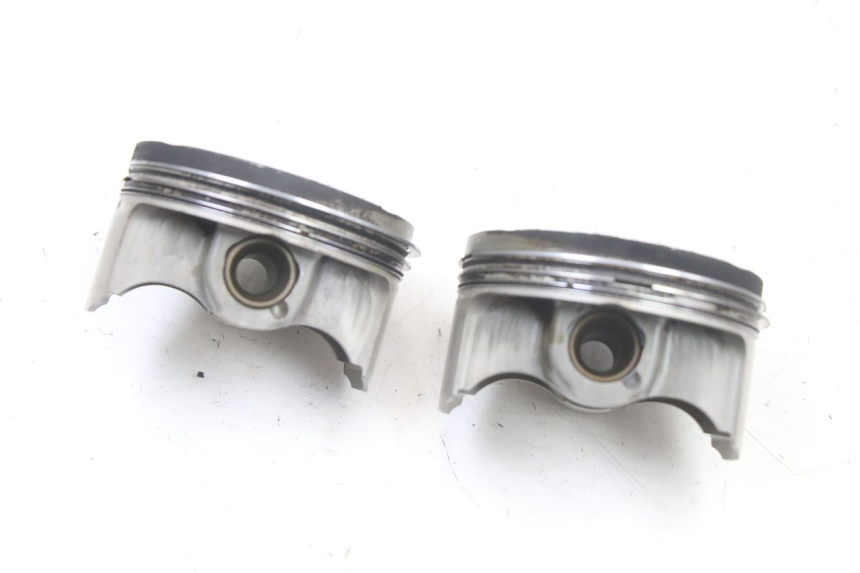 photo de CYLINDER BARREL PISTON YAMAHA YP T-MAX TMAX 530 (2017 - 2020) - Fixing points details