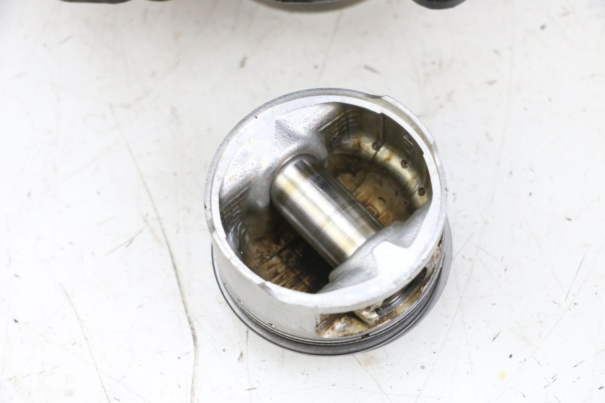 photo de CYLINDER PISTON YAMAHA YP MAJESTY 125 (2002 - 2006) - Additional view of the item