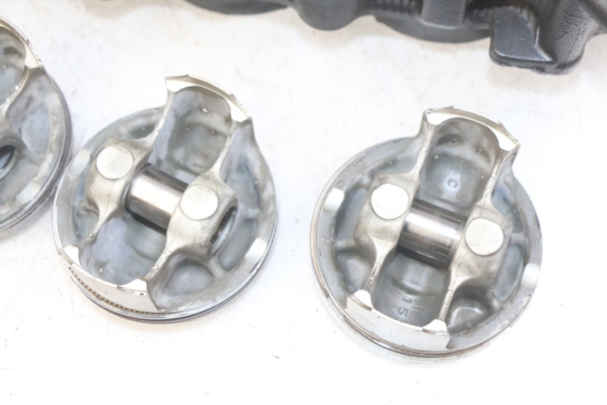 photo de CYLINDER PISTON YAMAHA YZF R1 1000 (2007 - 2008) - Main view