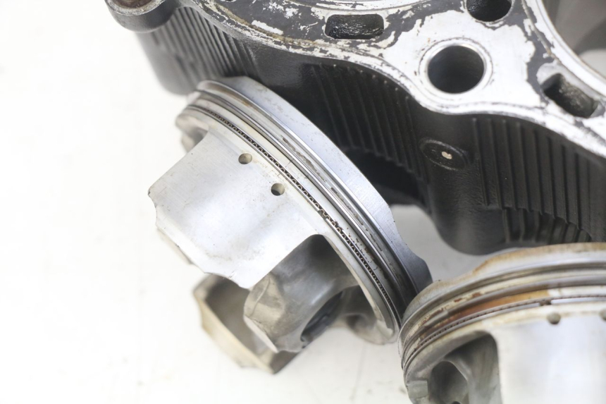 photo de CYLINDER PISTON YAMAHA YZF R1 1000 (2007 - 2008) - Zoom on usage condition