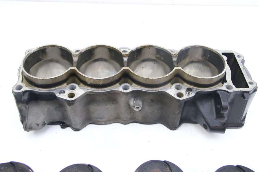 photo de CYLINDER PISTON KAWASAKI Z ABS 1000 (2014 - 2020) - Alternative perspective