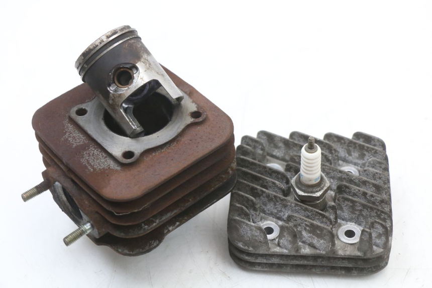 photo de CYLINDER PISTON PIAGGIO ZIP 2T 50 (2009 - 2019) - Main view