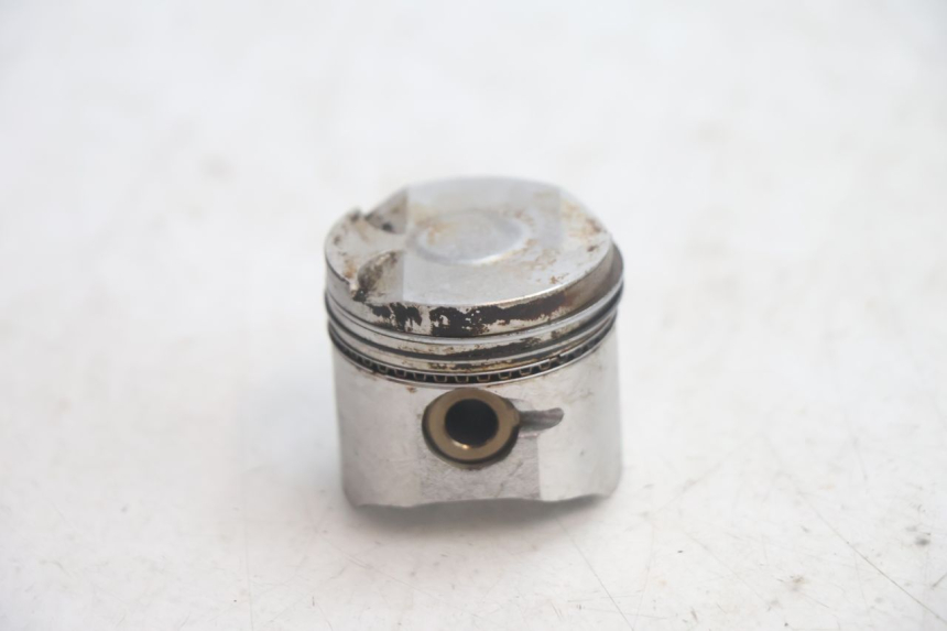 photo de CYLINDER BARREL PISTON PIAGGIO ZIP IGET 4T 50 (2021 - 2023) - Detailed visual inspection
