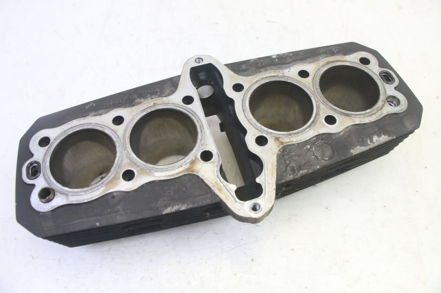 photo de CYLINDER BARREL PISTON KAWASAKI ZR 7 750 (1999 - 2004) - Surface and material condition