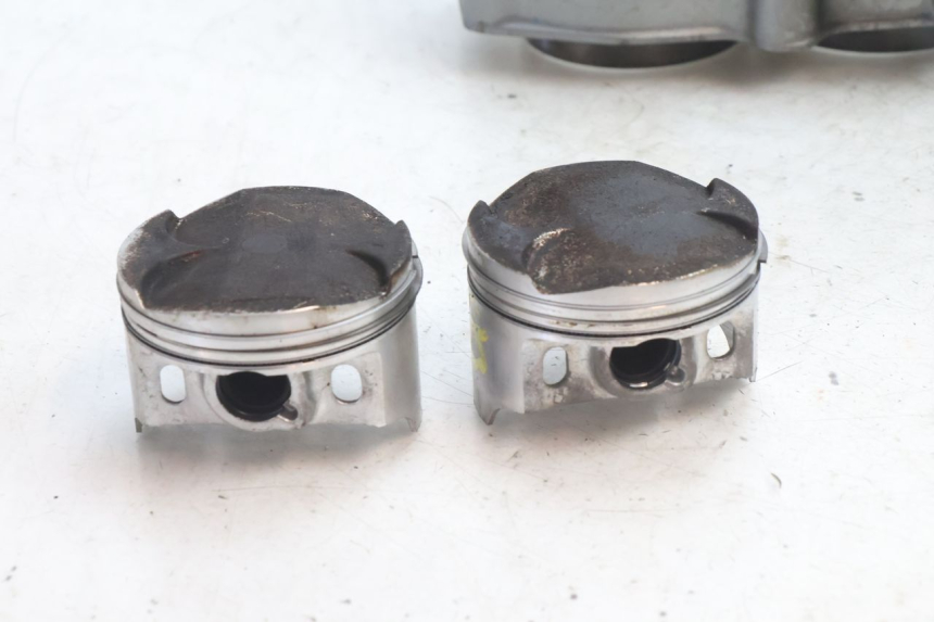 photo de CYLINDER BARREL PISTON KAWASAKI ZZR 600 (1995 - 2004) - Distinctive features