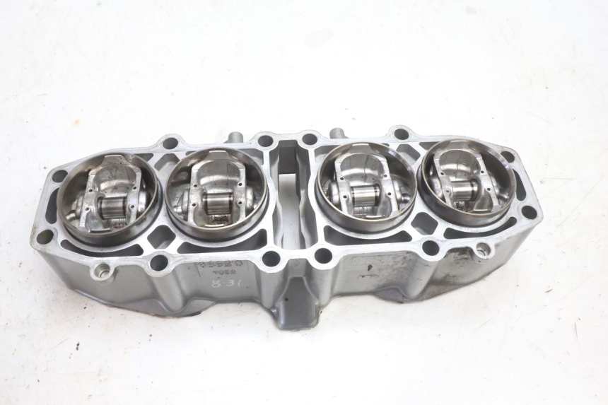 photo de CYLINDER BARREL PISTON KAWASAKI ZZR 600 (1995 - 2004) - Fixing points details