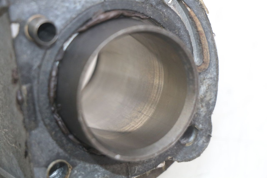 photo de CYLINDER TNT MOTOR ROMA 10' 4T 50 (2019 - 2022) - Zoom on usage condition