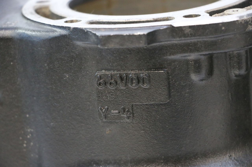 photo de CYLINDER BARREL YAMAHA WAVE RUNNER GP R 1200 (2000 - 2003) - Alternative perspective