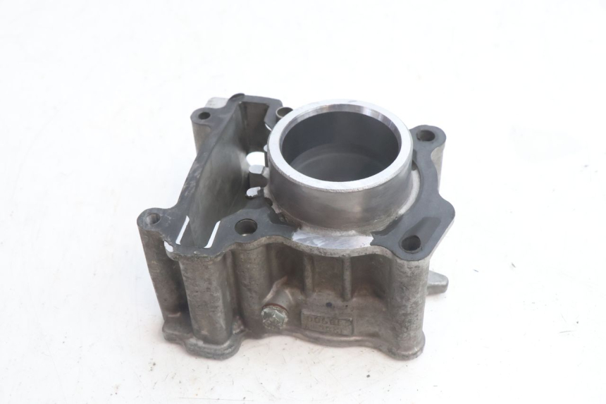 photo de CYLINDER BARREL YAMAHA X-MAX XMAX 125 (2010 - 2013) - Surface and material condition
