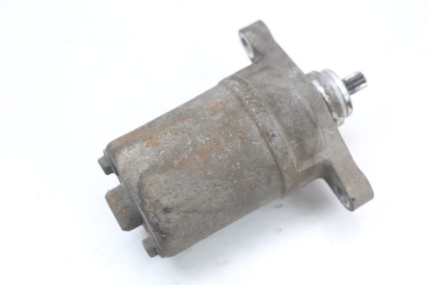 photo de STARTER KYMCO AGILITY 4T 50 (2005 - 2018) - Alternative perspective