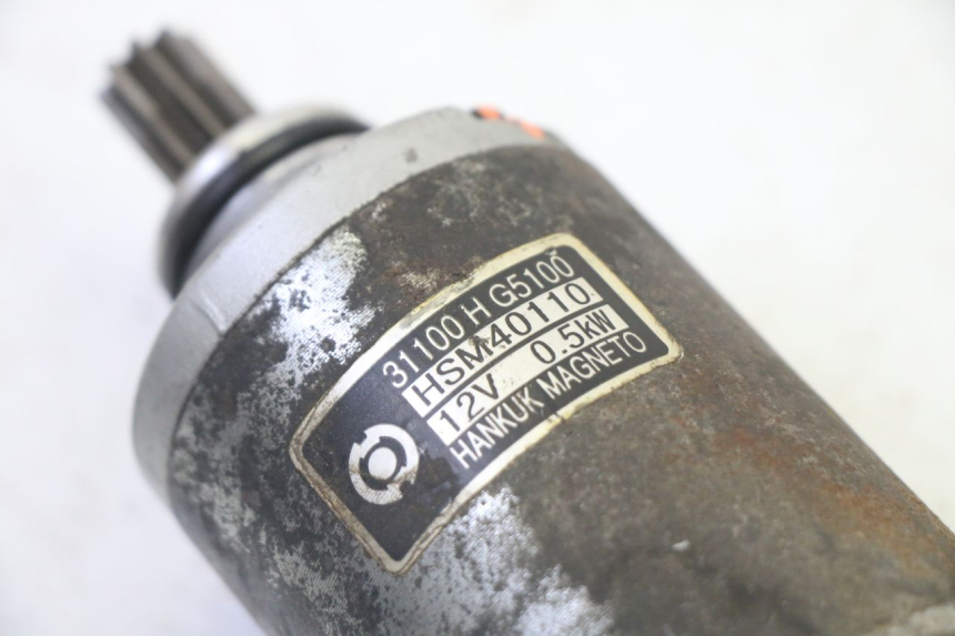 photo de Starter HYOSUNG GV AQUILA 125 (2000 - 2009) - Alternative perspective