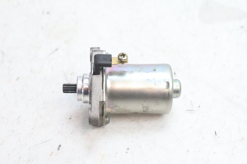 photo de STARTER PIAGGIO FLY 2T 50 (2004 - 2017) - Main view