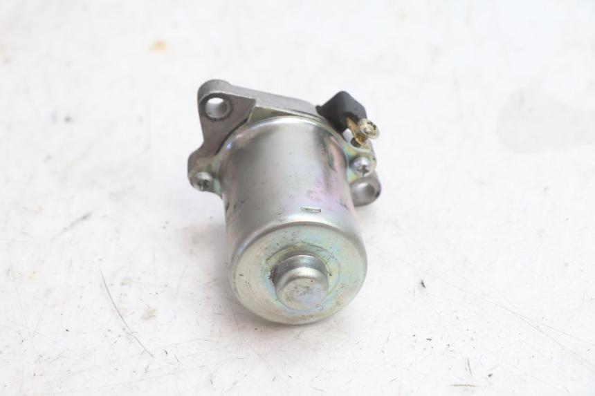 photo de STARTER PIAGGIO FLY 2T 50 (2004 - 2017) - Fixing points details