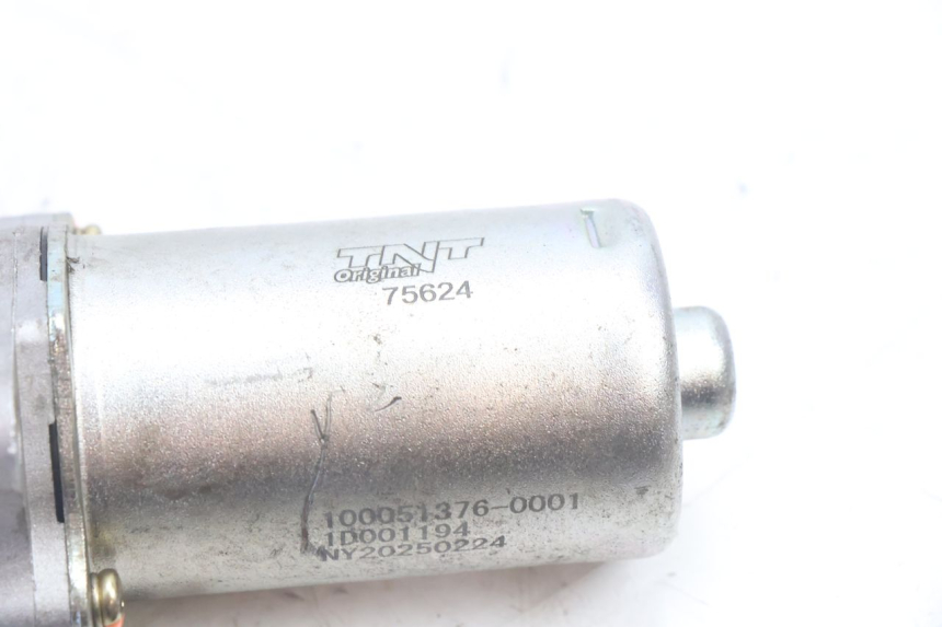 photo de STARTER PIAGGIO LIBERTY IGET 4T 50 (2021 - 2025) - Alternative perspective