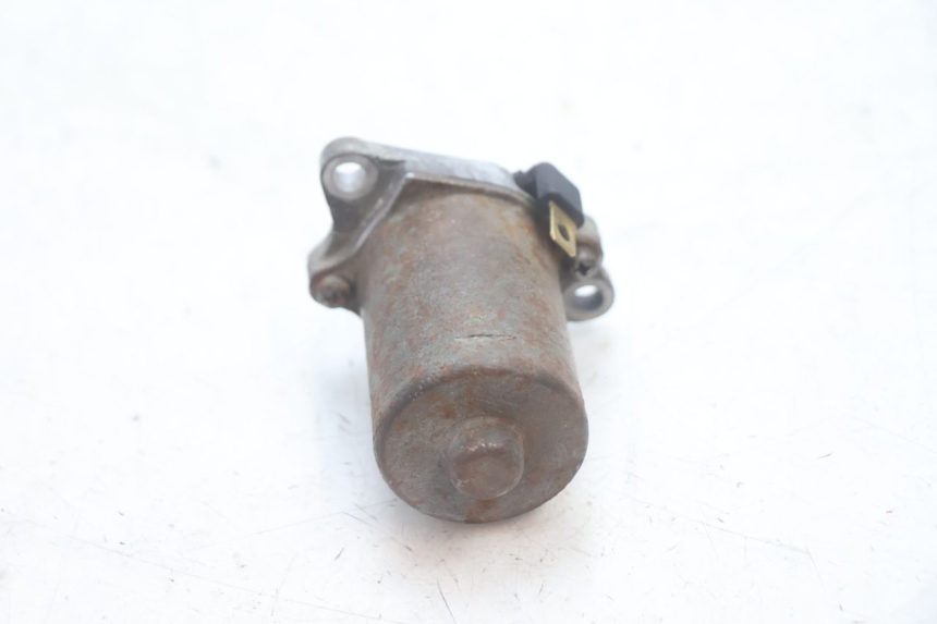 photo de STARTER PIAGGIO LIBERTY 50 (1998 - 2003) - Fixing points details